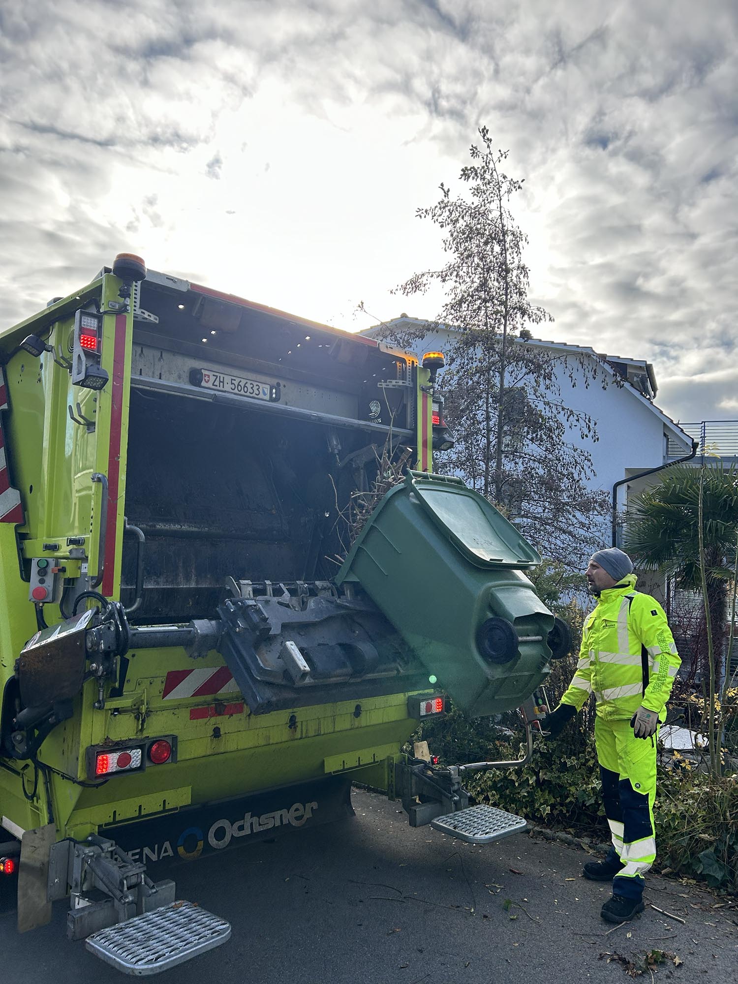 Einladen des Grünguts.